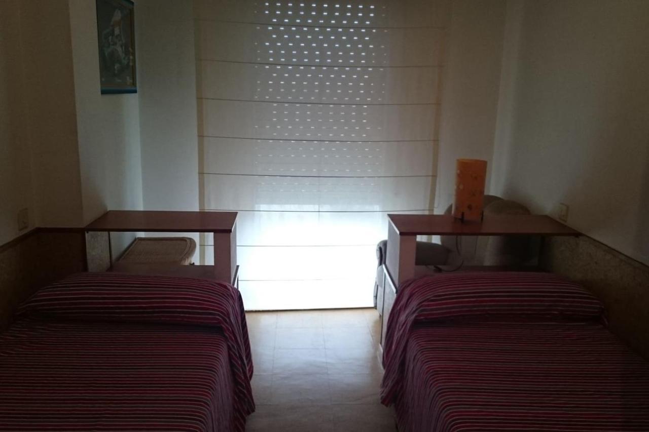 דירות Se Alquila Piso Centrico En Sanxenxo C/Garaje מראה חיצוני תמונה