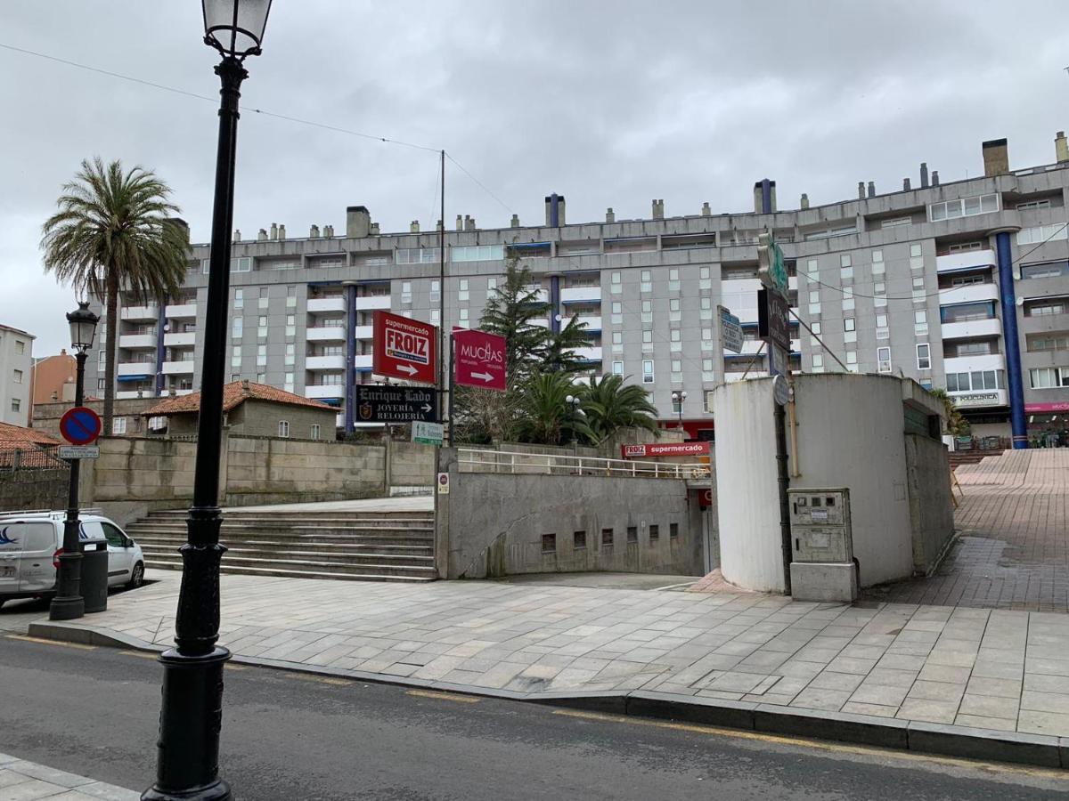 דירות Se Alquila Piso Centrico En Sanxenxo C/Garaje מראה חיצוני תמונה